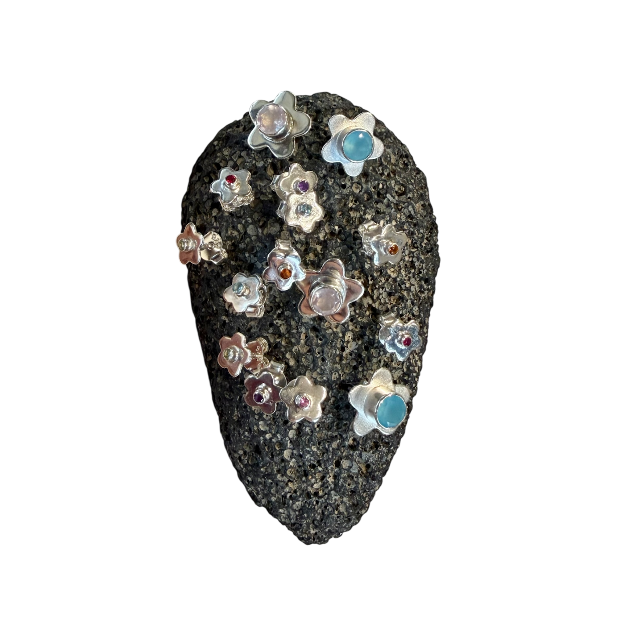 Shana Cave Small Flower Stud Piece