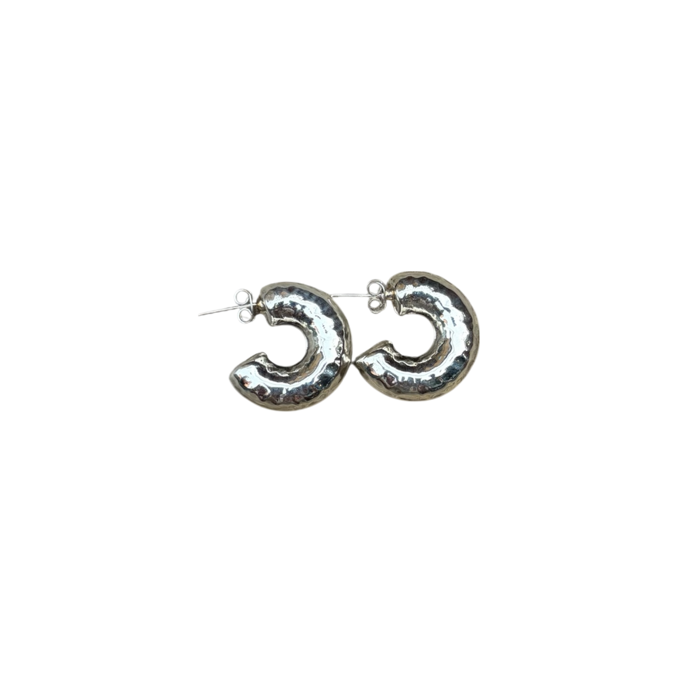Sofia Menez Bold Hoop Pierce