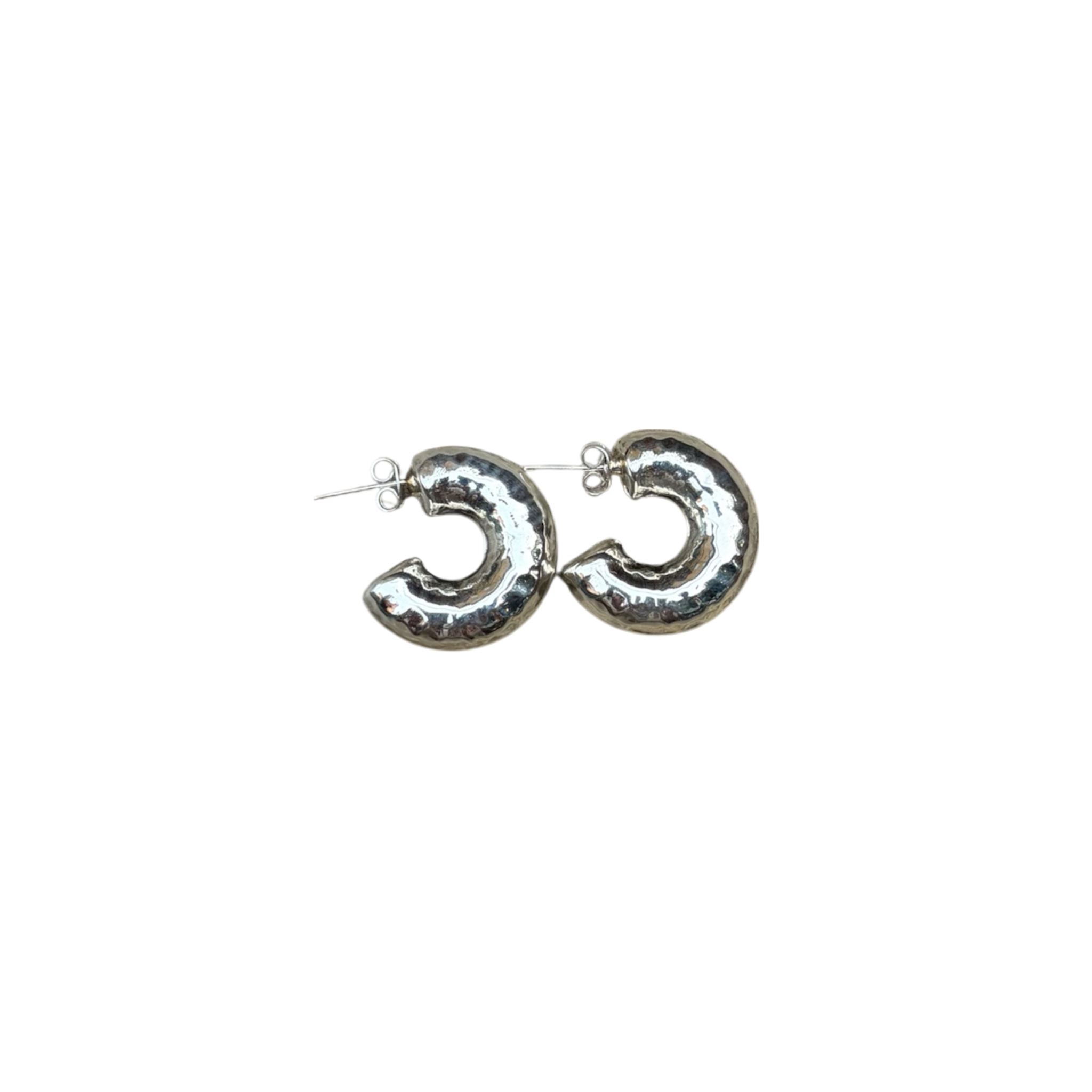 Sofia Menez Bold Hoop Pierce